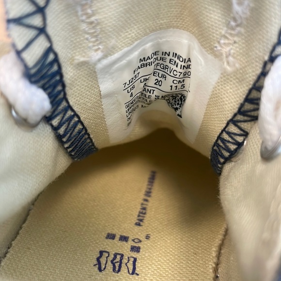 Infant Converse Blue Canvas Sneakers 4 - Picture 9 of 11